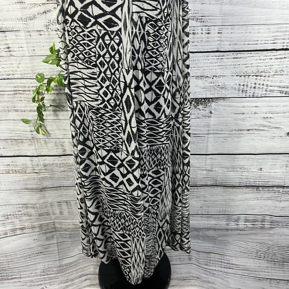 Covington Skirt size Small Black White Sheer Long Maxi Aztec Modest Boho Beach - Picture 11 of 14